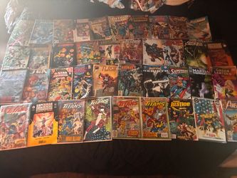 DC Comics Mixed Lot 40+ Issues