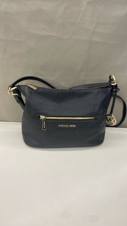 Michael Kors purse. Item No 332 (Shopgoodwill)