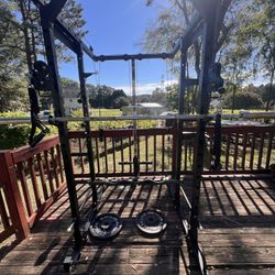 Workout Cage With Pulley System