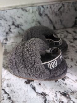 Uggs baby slippers