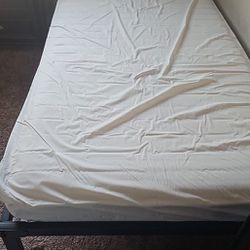 2 Twin Size Beds With Base 