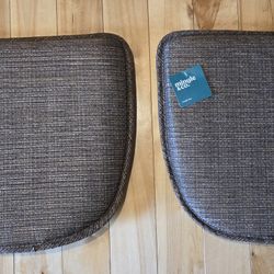 NEW Mingle & Co. Kahuna Gripper Chairpad Multi Lot (Qty. 2 ~ 15" x 16" x 2")