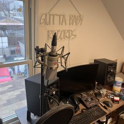 Professional Recording Studio Equipment 