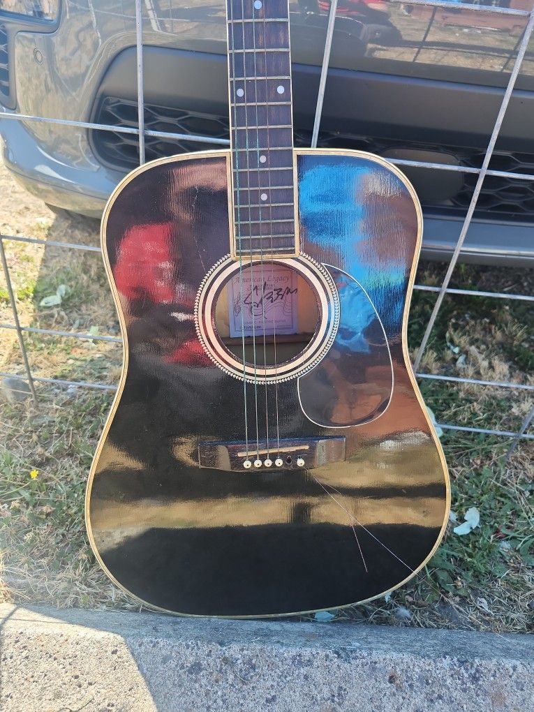  Esteban American  Guitar