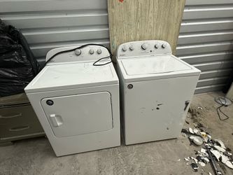 Whirlpool Electric Washer & Dryer