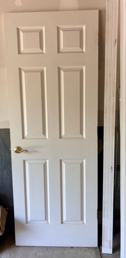 Interior door ( 30 x 80 in, used)