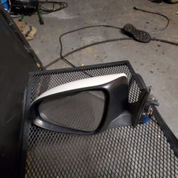 2013 Toyota Camry Left Side Mirror