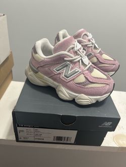 Toddler sneakers