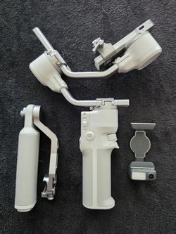 DJI RS 4 Mini Gimbal Stabilizer