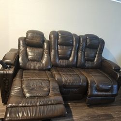 Dual-sided Leather recliner Love Sear And Sofa One-touch power control with adjustable positions Easy View™ adjustable headrest