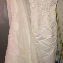 Wedding dress with Veil Ivory White