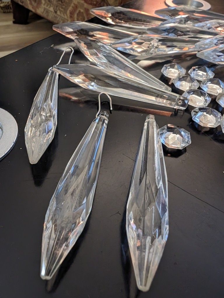 17-2 Piece Antique Crystal Chandelier Prisms$32 for All