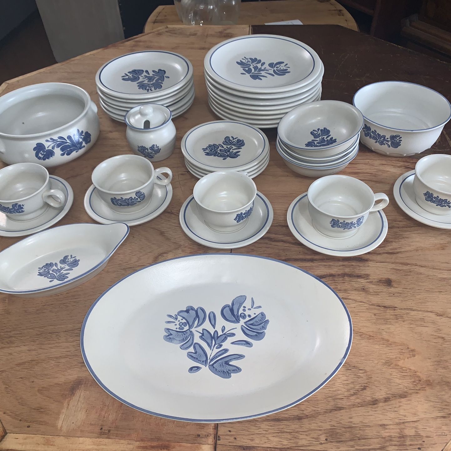 Stoneware Pfaltzgraff Yorktowne Plates Pfaltzgraff 