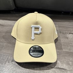 MLB New Era Pittsburg Pirates 9forty A Frame SnapBack Hats