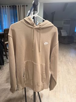 Nike Club Fleece Hoodie 🤎