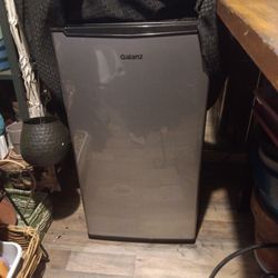 Galanz Stainless Color Mini Fridge