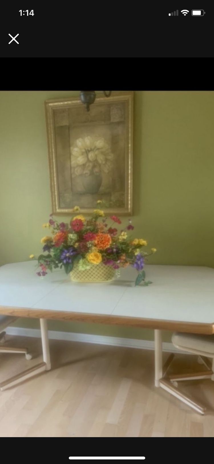 Dining Table With 4 Leather Chairs For Sale