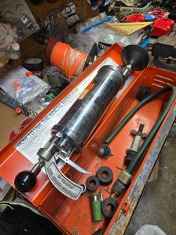 Water ram tool