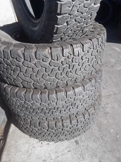 285/75r16 bf Goodrich ko2