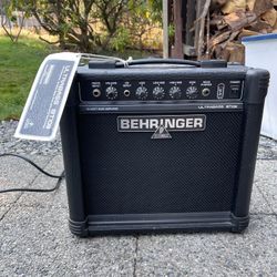 Behringer Ultrabass Bt108
