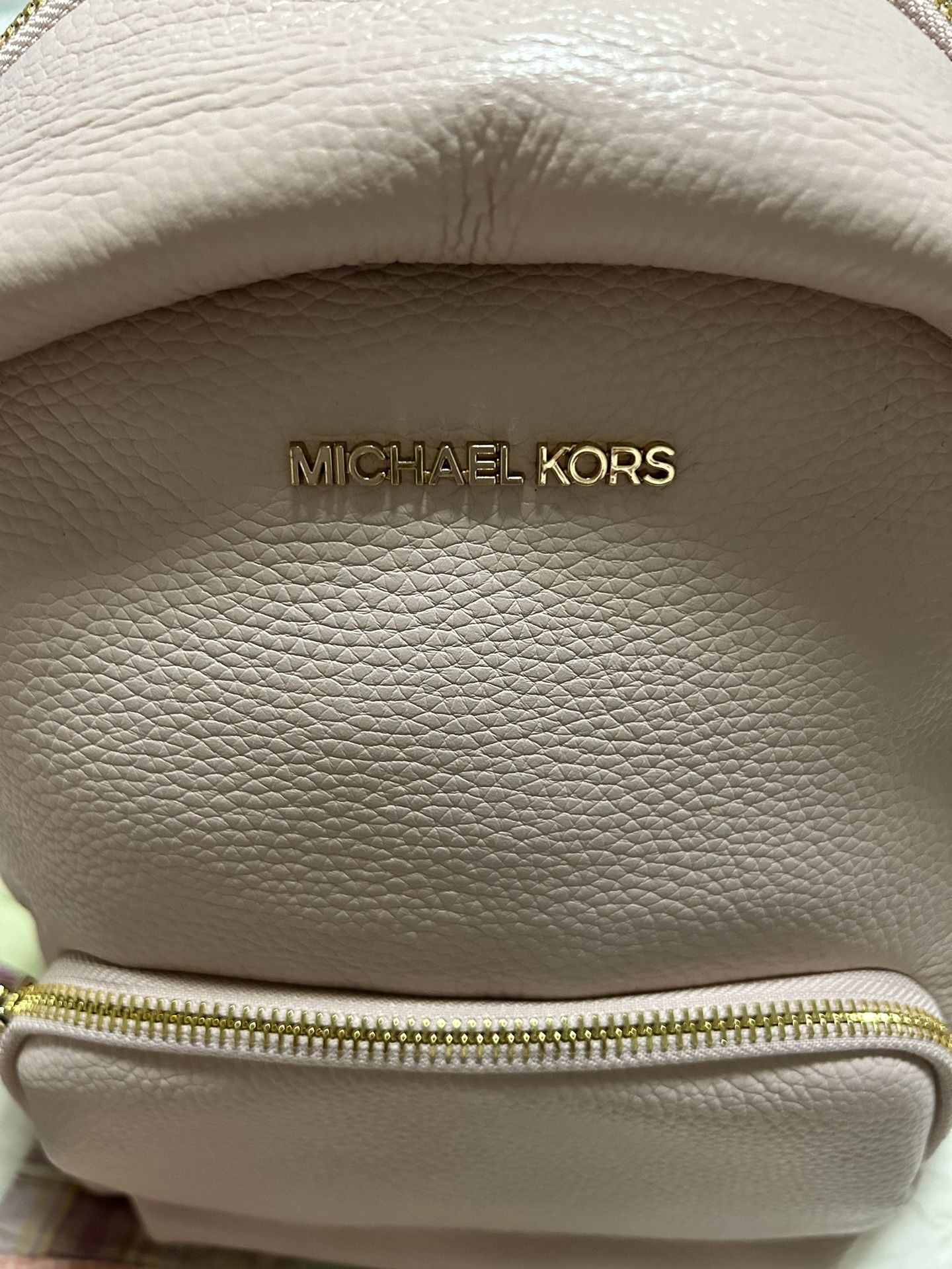 Michael Kors back Pack Like New 