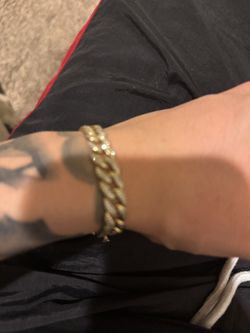 10k diamond bracelet