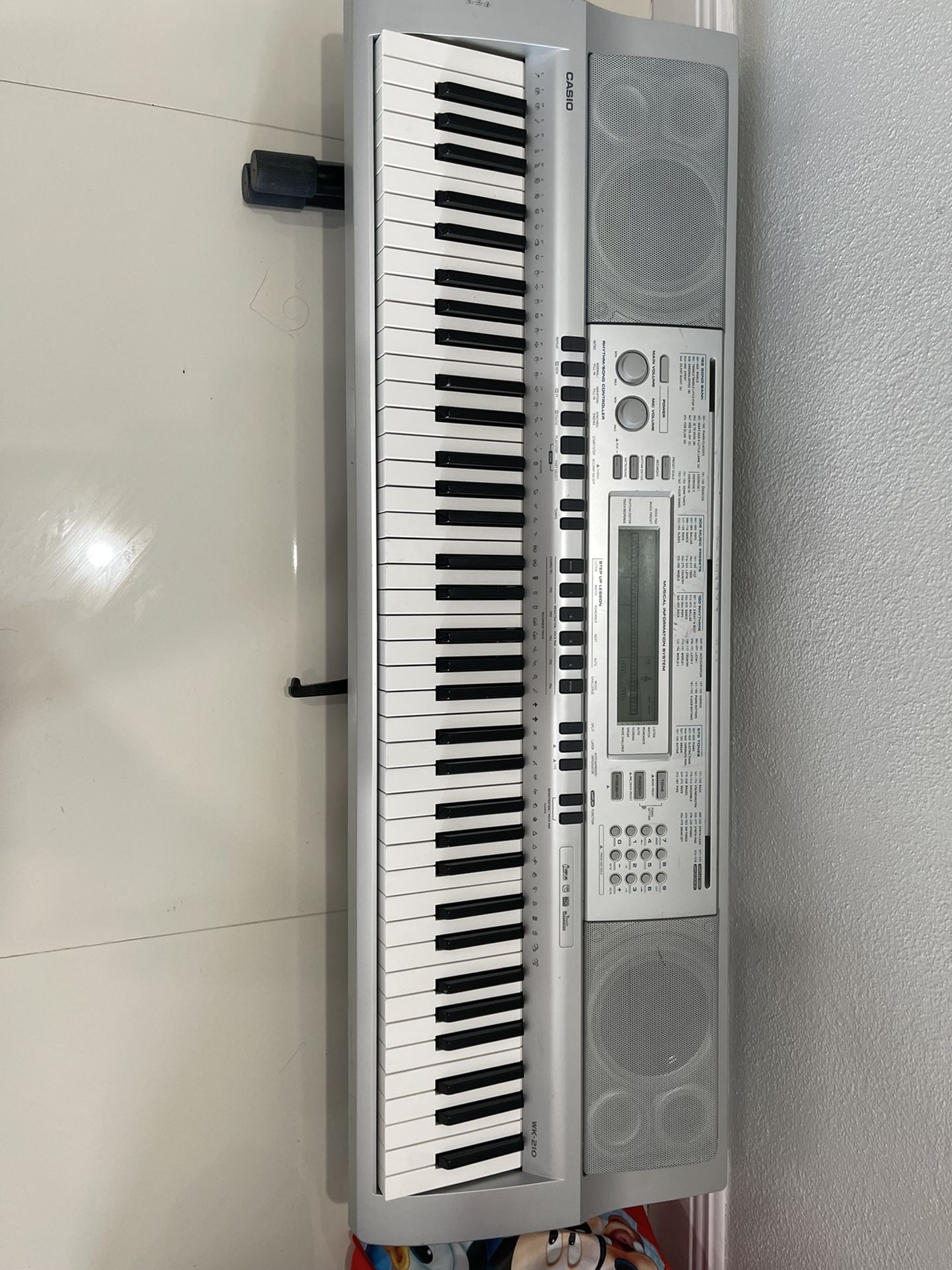 Casio Keyboard Wk-210