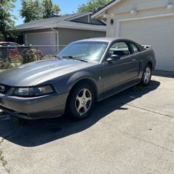 2003 Ford Mustang