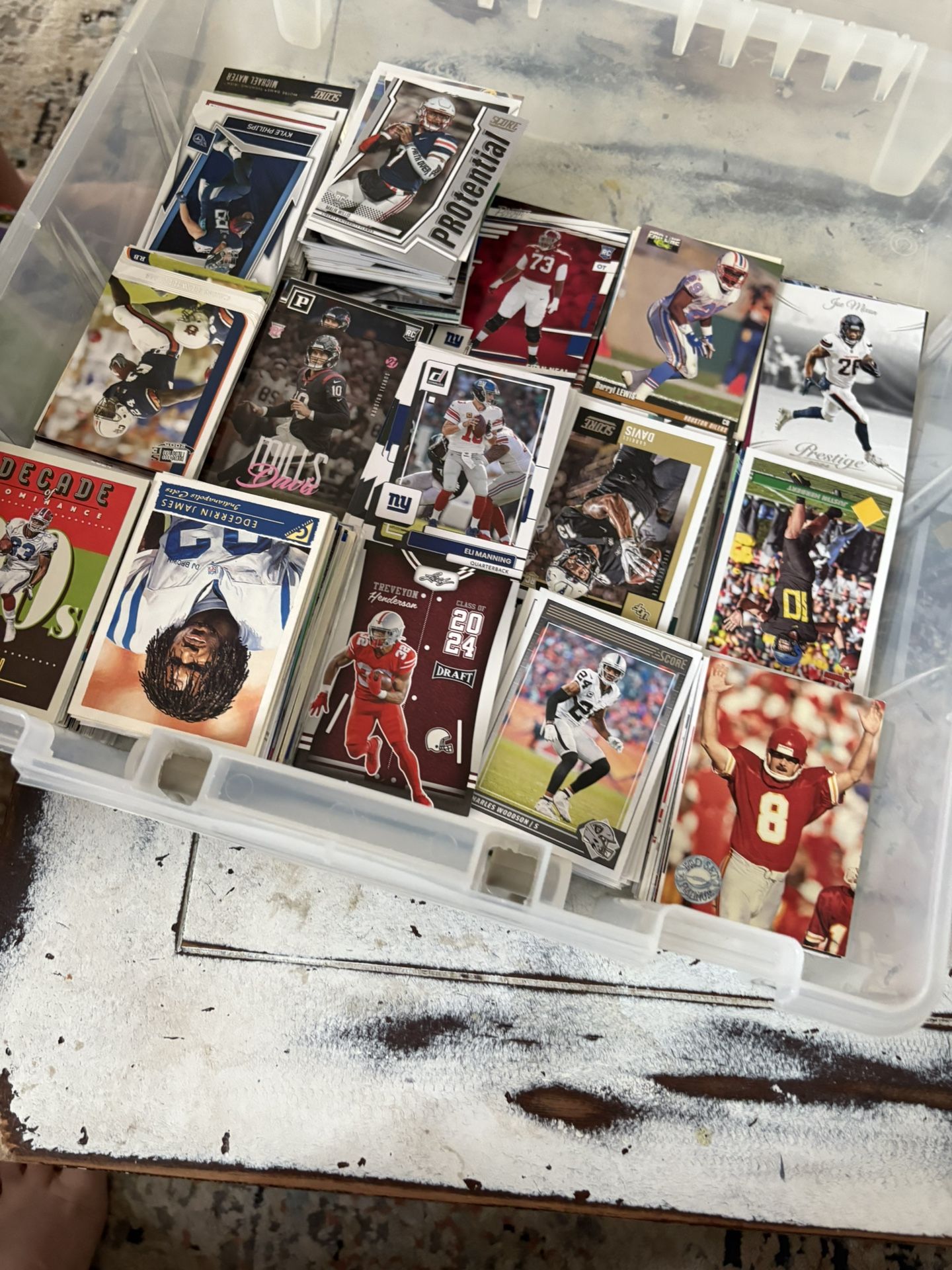 720 assortment of football cards. Various years