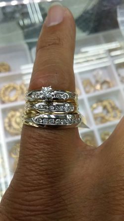 14k Gold diamonds wedding set ring 3 8 .9 grams total weight