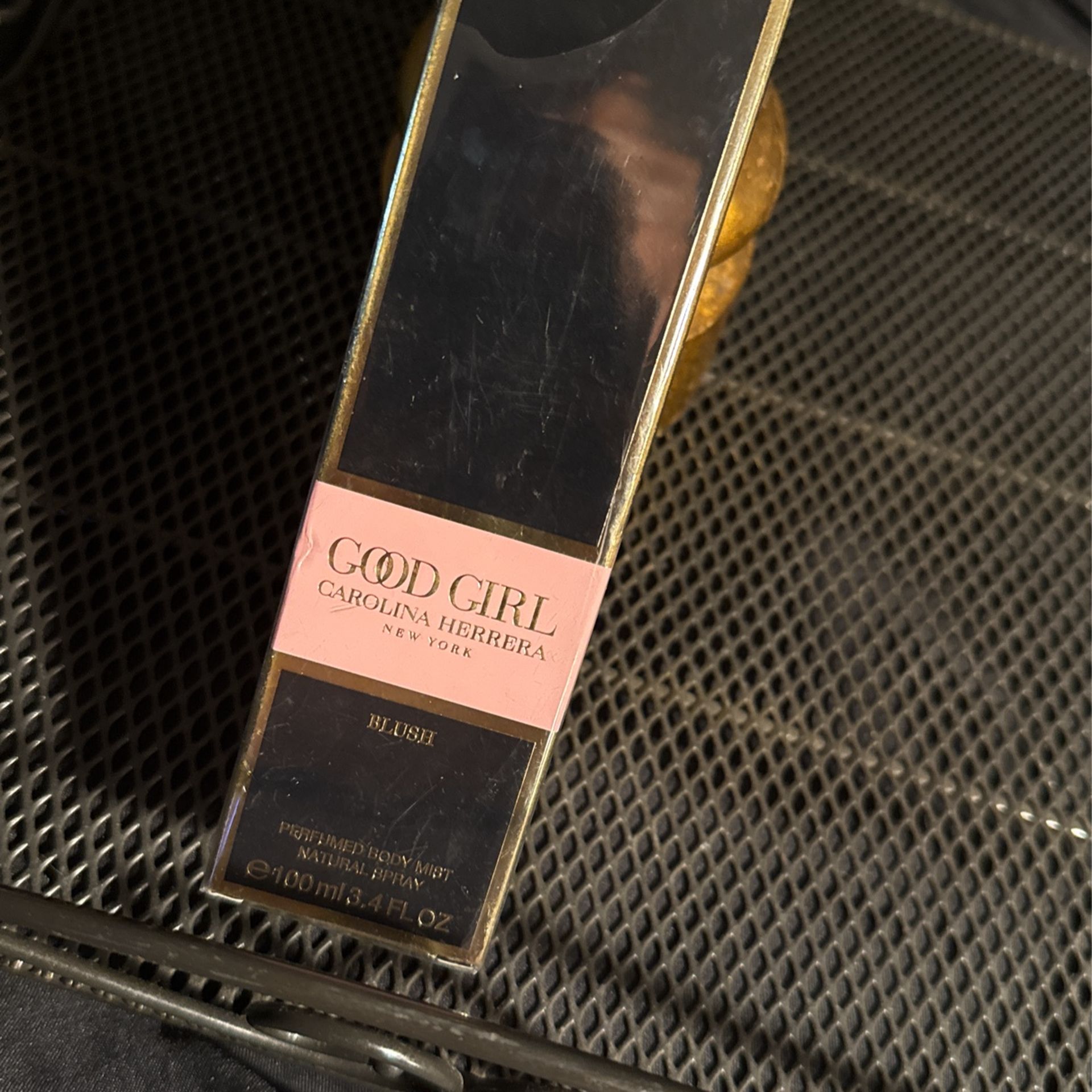 Carolina Herrera Blush Perfum Body Mist