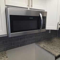 Dishwasher And Microwave