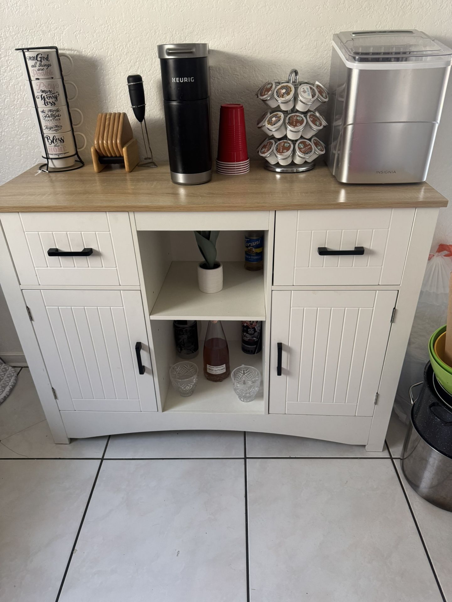 Coffee Table (MOVING SELL)