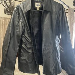 Women’s Size Medium genuine, leather jacket
