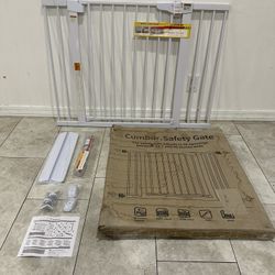 Extra Wide Safety Gate / Pet Gate - Fits Openings 29.7” - 46”