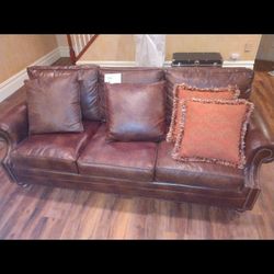 BROWN LEATHER COUCH
