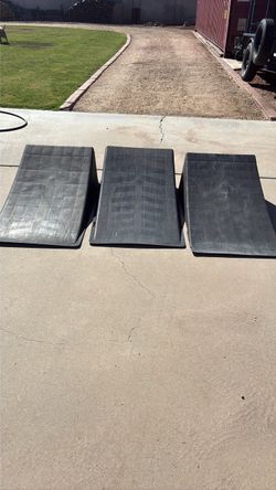 Set of 3 plastic bike Ramps