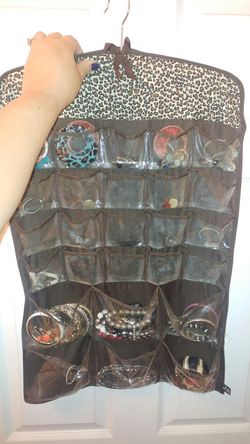 Cheetah jewelry storage organizer