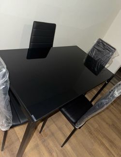Juego de comedor negro