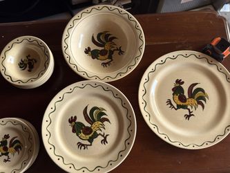 Vintage Metlox Poppytrail California Provincial Rooster 30 Pc Dinnerware Set