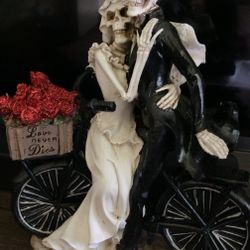 Halloween Decor