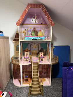Kidscraft Beauty And The Beast Castle