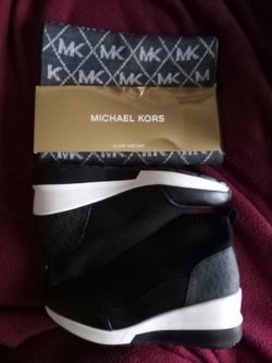 Michael Kors Shoes and scarf