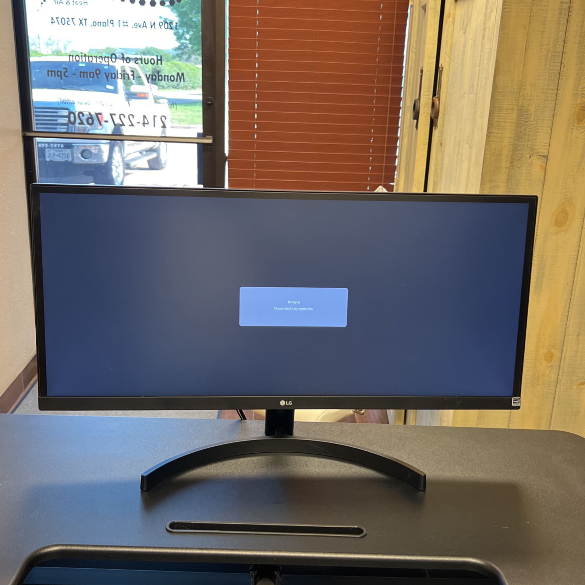 LG Ultrawide 29” Computer Monitor 
