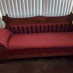 Antique Fainting Couch