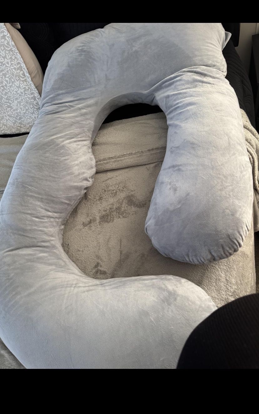 Pregnancy Pillow