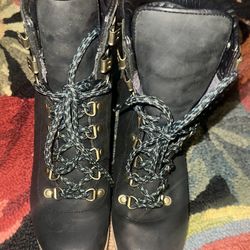 Sorel Boots Women’s size 7.5