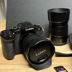 Pansonic Lumix - G85 DSLR Camera - With Rode Shotgun Mic, Comica Lab System & More!