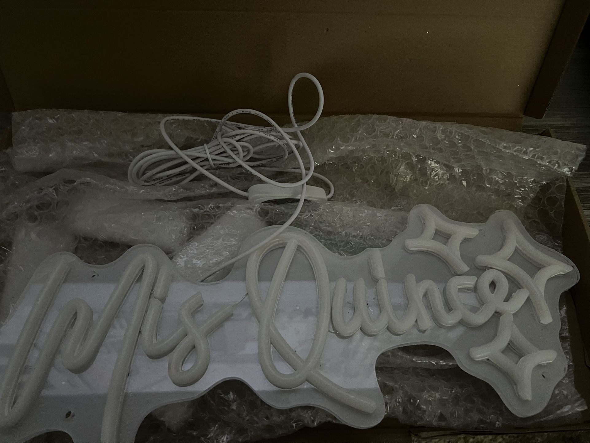 New Mis quince sign