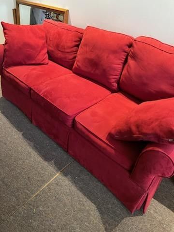 RED COUCH